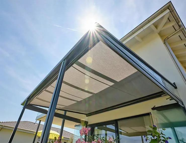 Солнцезащита стеклянных крыш террас и зимних садов – перспективный бизнес