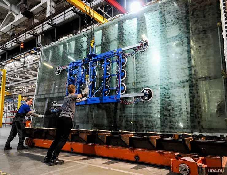 Челябинский «Модерн Гласс» запустил с господдержкой производство сверхбольших стеклопакетов за 2,2 млрд руб