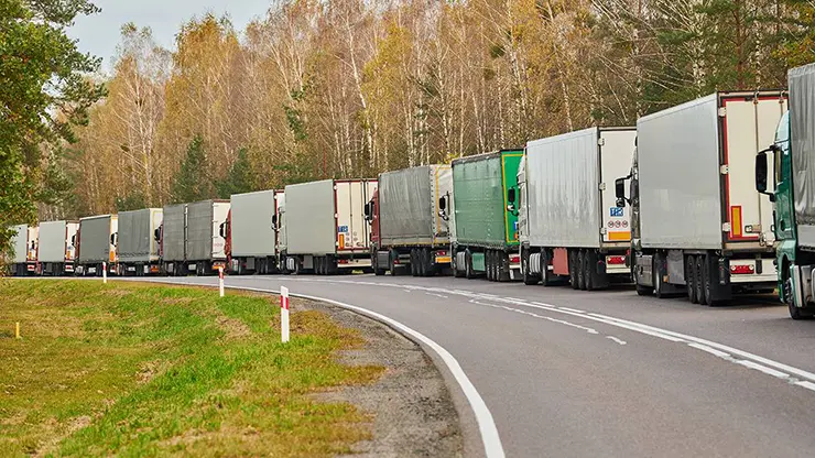 В России подорожали грузовые автоперевозки