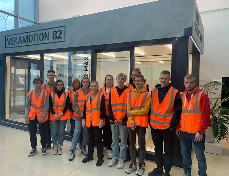 Студенты в гостях у VEKA