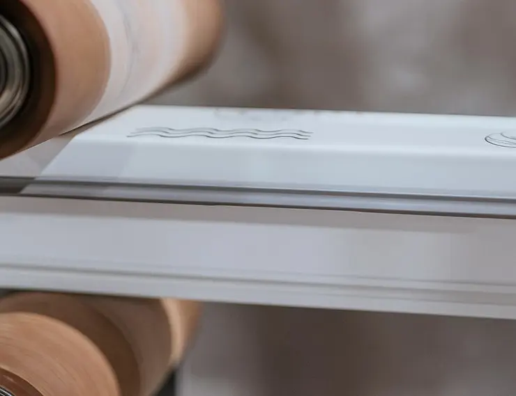 Выгода в каждом метре: профили MELKE с протянутым уплотнением