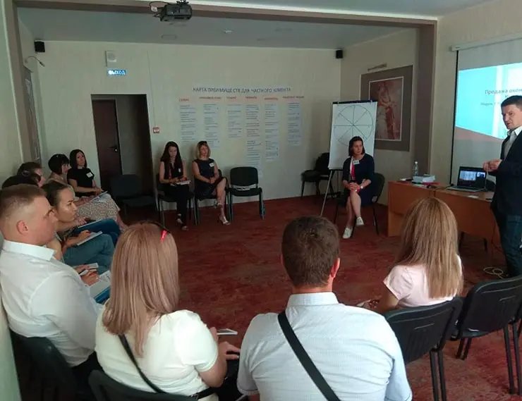 Учебный центр profine RUS запустил гибридный формат обучения продажам
