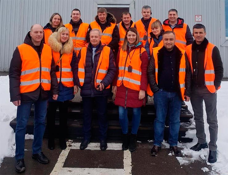 Сотрудники компании «Атомпрофи+» посетили завод концерна Deceuninck в Протвино
