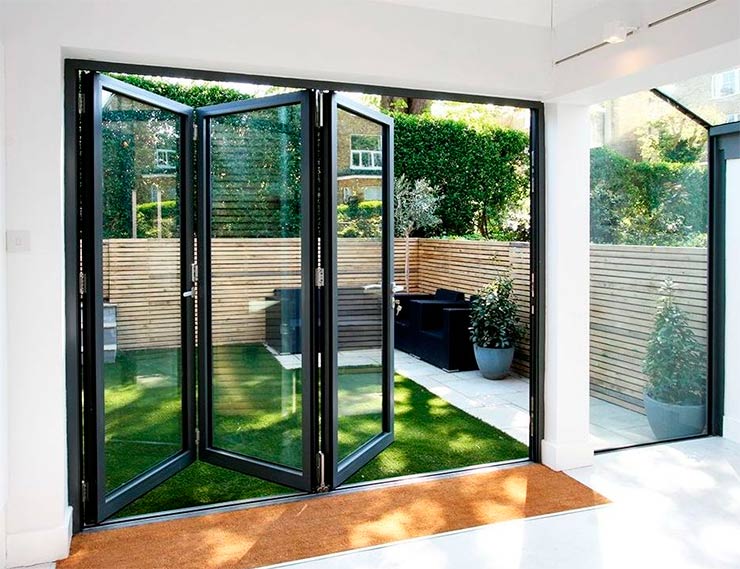 Пандемия подогрела спрос на окна для загородной недвижимости