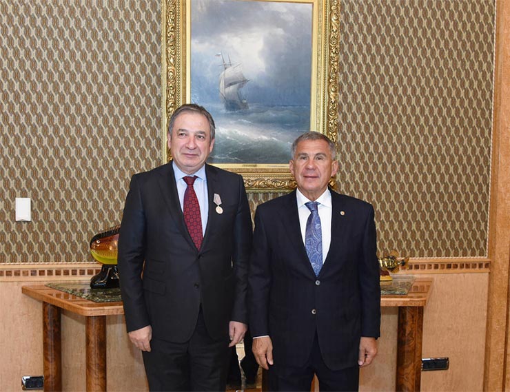 Президент Татарстана обсудил с главой компании «Шишеджам» реализацию ее проектов