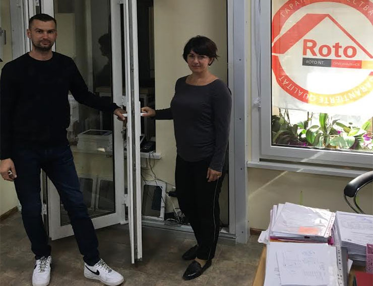 В крымской столице стартовали продажи складных систем Roto Patio Fold