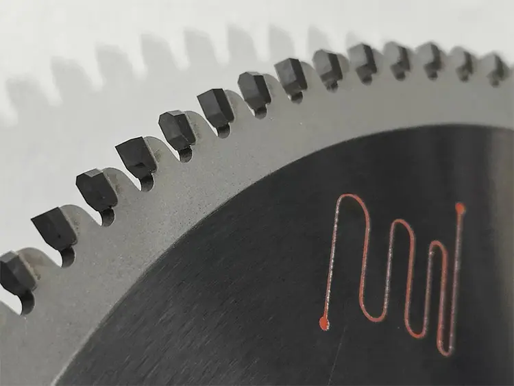 Зубья пильного диска HERO