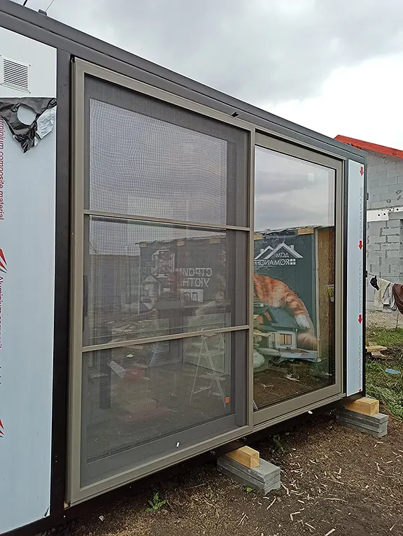 Конструкции на базе алюминиевой профильной системы ALUMARK Конструкции на базе алюминиевой профильной системы ALUMARK