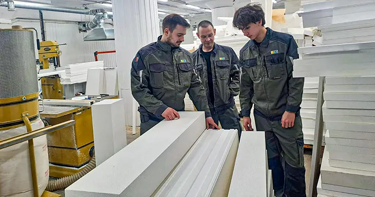 Цех производства теплого подставочного профиля