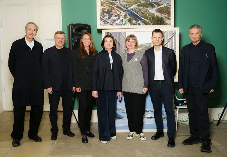 Larta Glass стала партнером выставки «Депозитарий современности» в Музее архитектуры