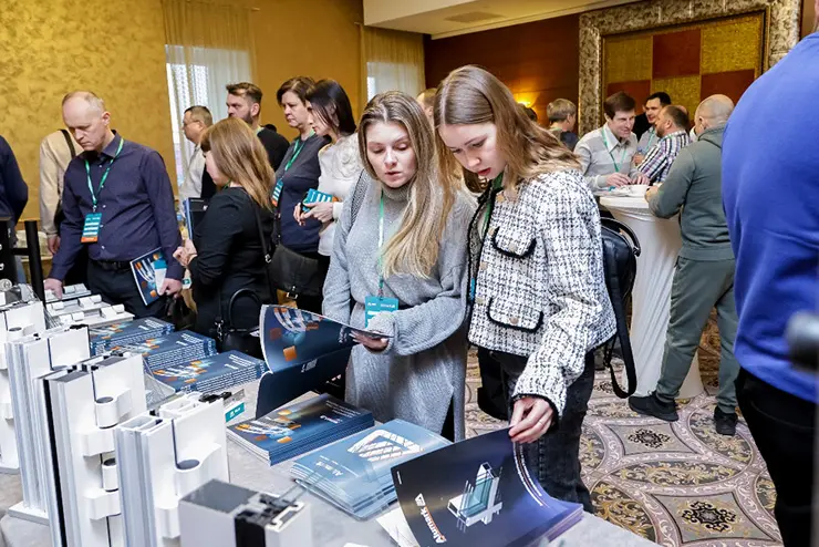 В рамках мероприятия «ТБМ» представила фирменную экспозицию образцов продукции В рамках мероприятия «ТБМ» представила фирменную экспозицию образцов продукции