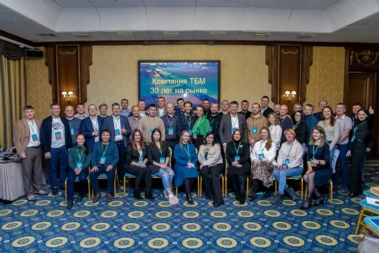 Участники конференции «Будущее рынка светопрозрачных конструкций. Что ждёт нас в 2025 году?» Участники конференции «Будущее рынка светопрозрачных конструкций. Что ждёт нас в 2025 году?»