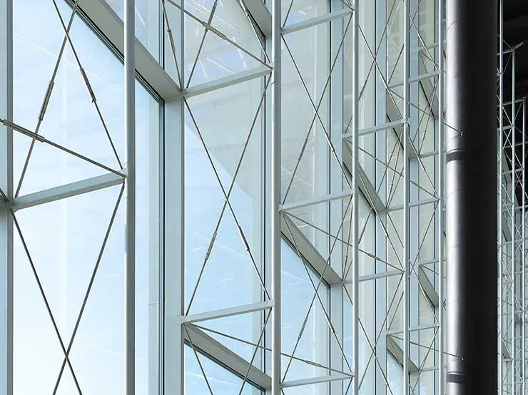 Для остекления аэропорта использовали стекло LartaPro серии High Selective в формате “джамбо”
