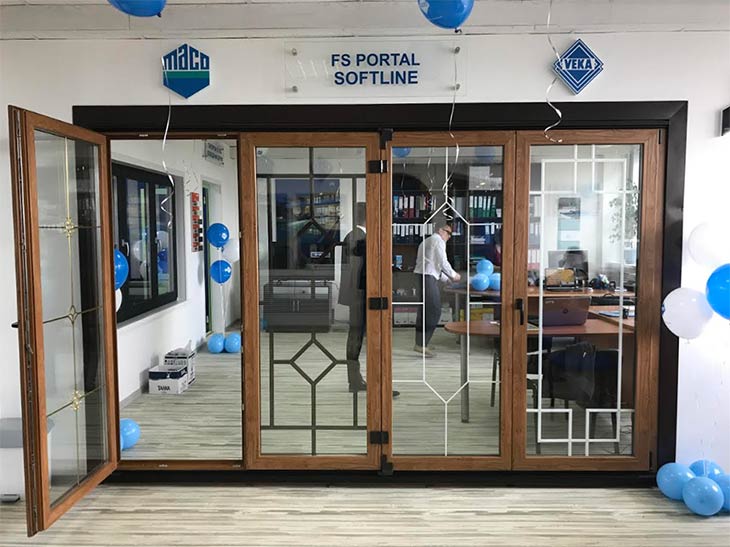 В Сыктывкаре дилер «Консиба» открыл первый шоу-рум современных окон и дверей В Сыктывкаре дилер «Консиба» открыл первый шоу-рум современных окон и дверей