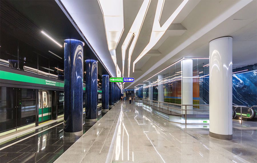Архитектурное остекление на станциях петербургского метро оклеят антивандальной плёнкой
