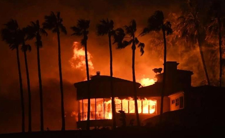 Аномальные калифорнийские пожары вызывали серьезный сбой в работе поставщиков окон и дверей