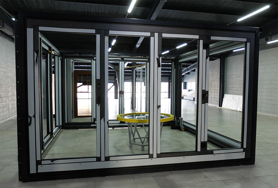 Премиум-системы Roto в шоу-руме компании «АКТО» Премиум-системы Roto в шоу-руме компании «АКТО»