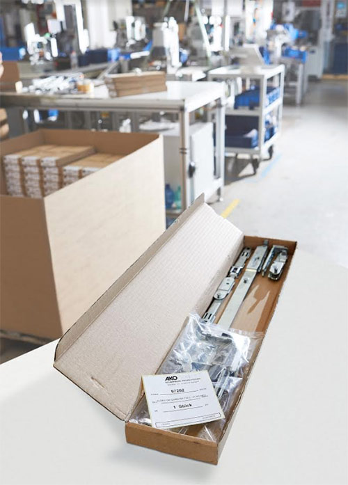 Roto Aluvision повышает экономичность в производстве алюминиевых окон: индивидуальные упаковки для эффективной внутренней логистики 