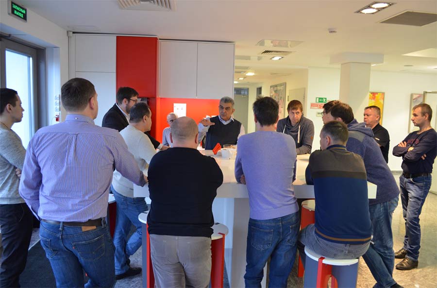 Завод «РОТО ФРАНК» посетила делегация партнеров ООО «РЕХАУ» и ООО «Рехау Продукцион» Завод «РОТО ФРАНК» посетила делегация партнеров ООО «РЕХАУ» и ООО «Рехау Продукцион»