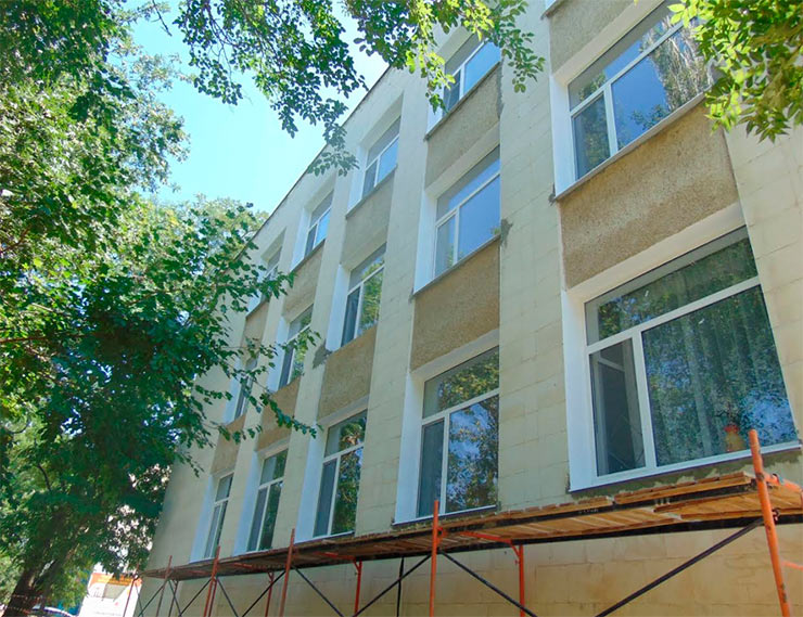 Партнер profine RUS установил новые окна в детской музыкальной школе в Крыму