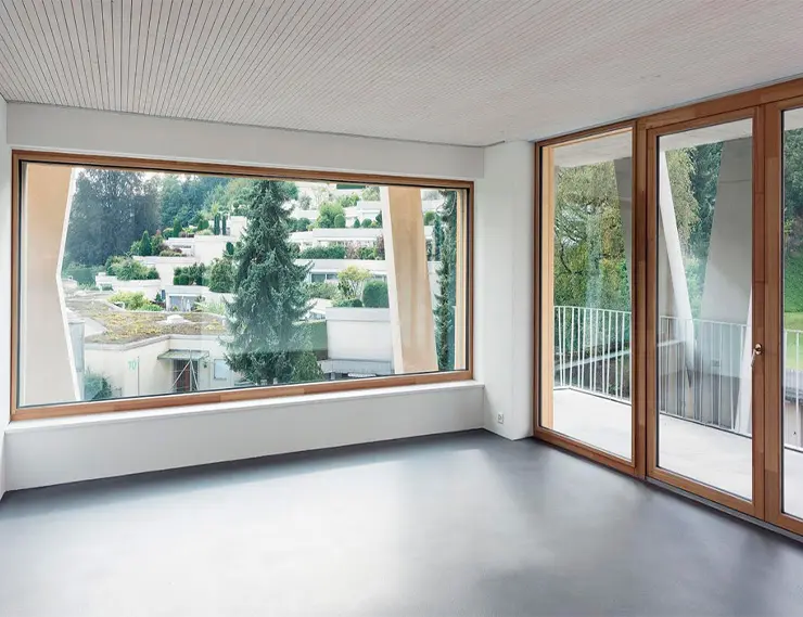 Панорамное глухое окно и балконная дверь – оптимальное светопропускание и вентиляция
