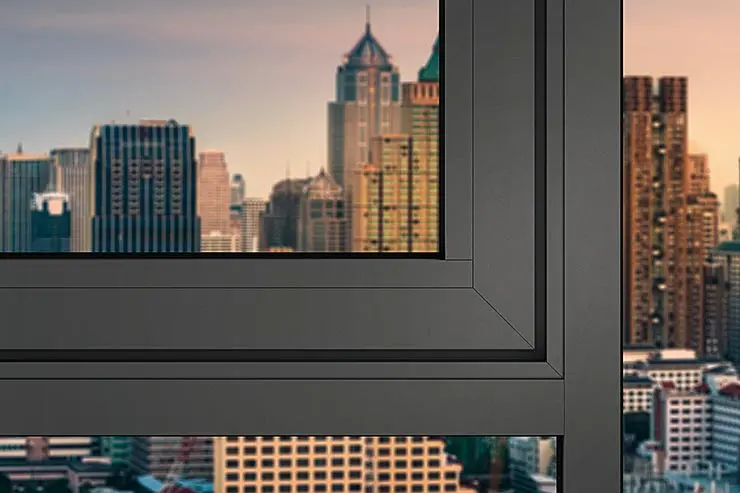 Roto AL – универсальная фурнитура для окон и балконных дверей из алюминия